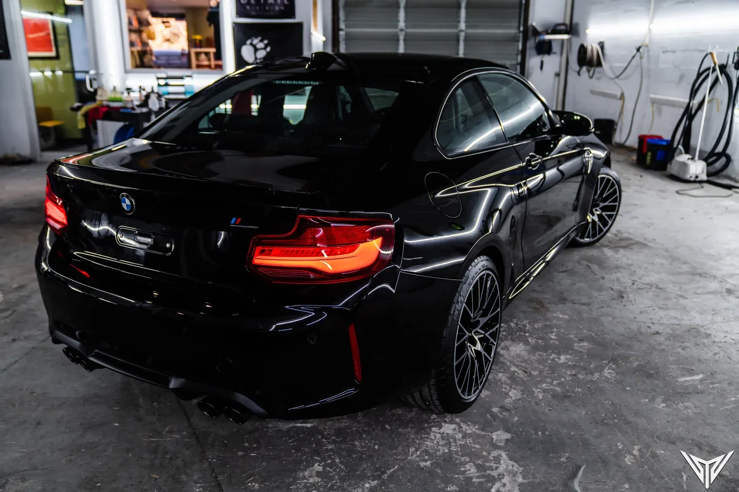 CQUARTZ Finest Reserve – The Ultimate in Ceramic Coating Protection ​